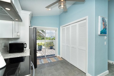 Casa en venta en Placida, Florida, 2 dormitorios, 116.87 m2 № 1856385 - foto 8