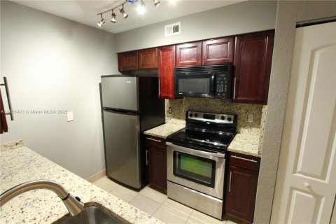 Copropriété à louer à Oakland Park, Floride: 1 chambre, 78.41 m2 № 1962918 - photo 4