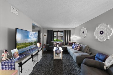 Condo in Orlando, Florida, 2 bedrooms  № 1553482 - photo 8