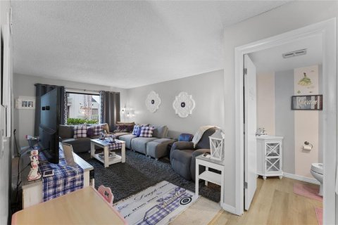Condominio en venta en Orlando, Florida, 2 dormitorios, 121.52 m2 № 1553482 - foto 10