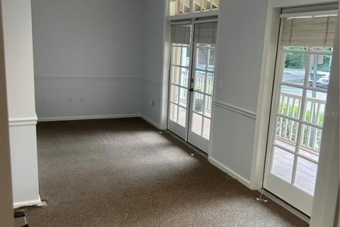 Propiedad comercial en alquiler en Gainesville, Florida, 147.25 m2 № 1918780 - foto 6