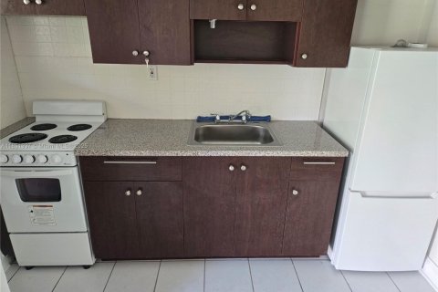 Apartamento en alquiler en Hollywood, Florida, 1 dormitorio, 57.69 m2 № 1871499 - foto 4