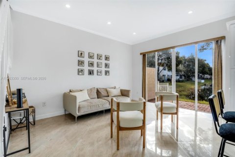 Купить таунхаус в Мирамар, Флорида 3 спальни, 185.99м2, № 2025367 - фото 11