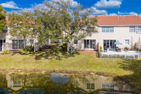 Купить таунхаус в Мирамар, Флорида 3 спальни, 185.99м2, № 2025367 - фото 29