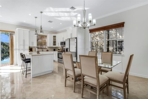 Купить таунхаус в Мирамар, Флорида 3 спальни, 185.99м2, № 2025367 - фото 8