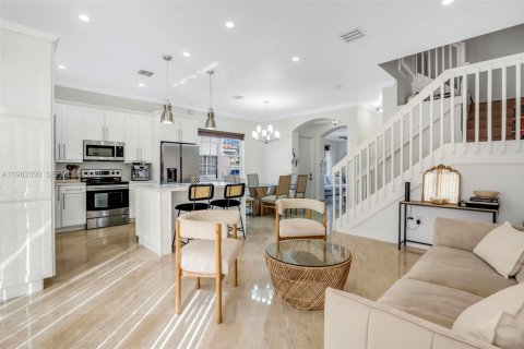 Купить таунхаус в Мирамар, Флорида 3 спальни, 185.99м2, № 2025367 - фото 12
