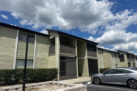 Condo in Altamonte Springs, Florida, 2 bedrooms № 2165936
