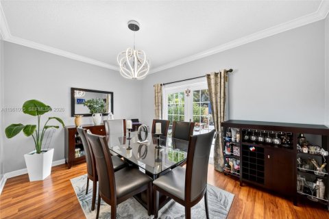 House in Miami, Florida 4 bedrooms № 2023208 - photo 16