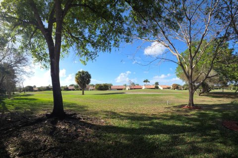 Townhouse in Tamarac, Florida 3 bedrooms, 162.49 sq.m. № 2083289 - photo 15