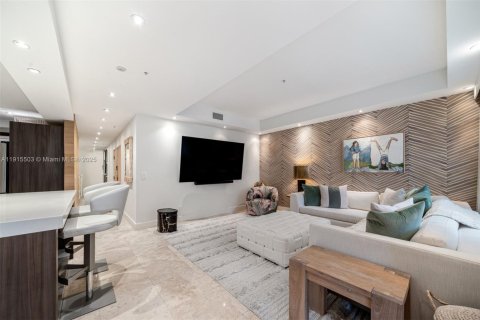 Touwnhouse à vendre à Miami Beach, Floride: 3 chambres, 245.26 m2 № 1973785 - photo 2