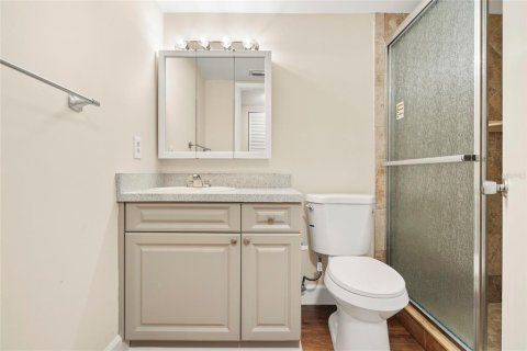 Condo in Tampa, Florida, 2 bedrooms  № 1848719 - photo 12