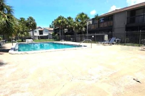 Condo in Tampa, Florida, 2 bedrooms  № 1848719 - photo 21