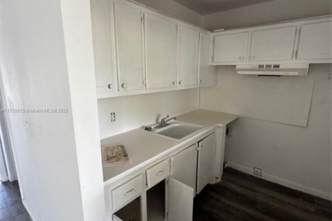 Copropriété à vendre à West Palm Beach, Floride: 1 chambre, 52.95 m2 № 2021237 - photo 4