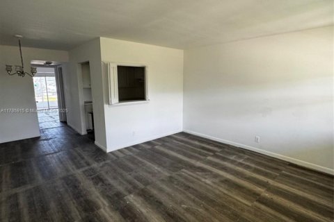 Condo à West Palm Beach, Floride, 1 chambre  № 2021237