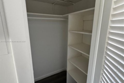 Copropriété à vendre à West Palm Beach, Floride: 1 chambre, 52.95 m2 № 2021237 - photo 8