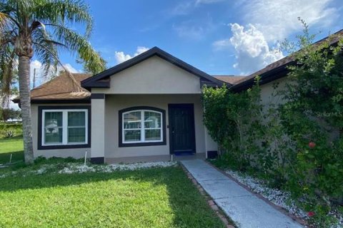 Casa en Davenport, Florida 3 dormitorios, 123.37 m2 № 2218156