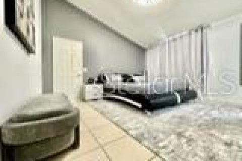 House in Davenport, Florida 3 bedrooms, 123.37 sq.m. № 2218156 - photo 15