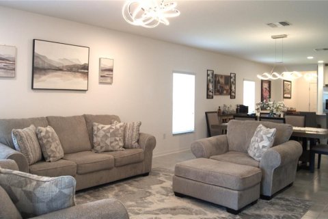 Villa ou maison à vendre à Dade City, Floride: 4 chambres, 205.87 m2 № 2151572 - photo 4