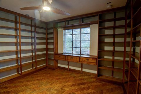 Villa ou maison à louer à Gainesville, Floride: 4 chambres, 214.51 m2 № 2123066 - photo 3