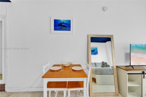 Copropriété à vendre à Miami Beach, Floride: 24.15 m2 № 2055949 - photo 6