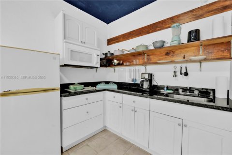 Copropriété à vendre à Miami Beach, Floride: 24.15 m2 № 2055949 - photo 7