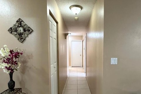 House in Tampa, Florida 3 bedrooms, 203.27 sq.m. № 1846984 - photo 22