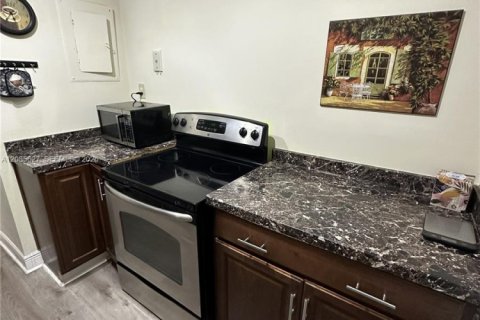 Copropriété à louer à Sunny Isles Beach, Floride: 1 chambre, 67.35 m2 № 2360151 - photo 6
