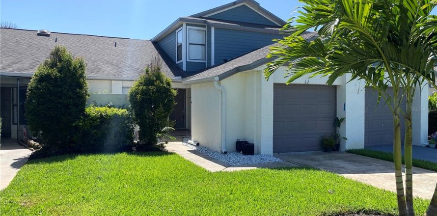 Townhouse in Kissimmee, Florida 3 bedrooms, 136.66 sq.m. № 2266477