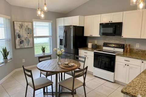 Townhouse in Kissimmee, Florida 3 bedrooms, 136.66 sq.m. № 2266477 - photo 2