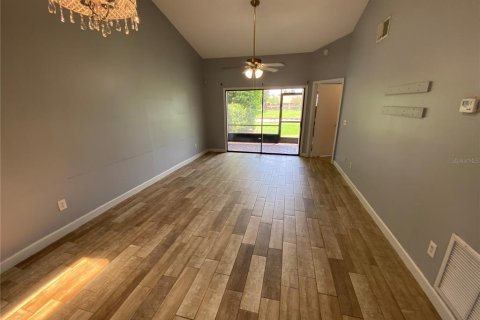 Townhouse in Kissimmee, Florida 3 bedrooms, 136.66 sq.m. № 2266477 - photo 9