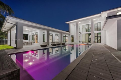 House in Weston, Florida 7 bedrooms, 837.89 sq.m. № 1839211 - photo 4