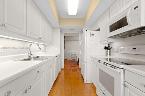 Купить кондоминиум в Авентура, Флорида 2 спальни, 140.28м2, № 2014694 - фото 10