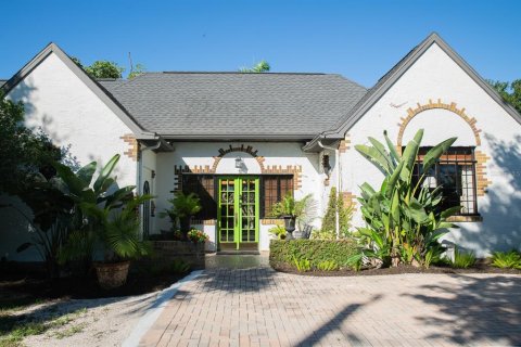 Casa en venta en Bradenton, Florida, 5 dormitorios, 274.15 m2 № 2426031 - foto 2