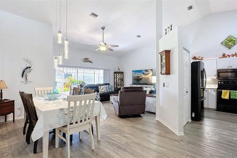 Villa ou maison à vendre à Hudson, Floride: 2 chambres, 133.78 m2 № 1782590 - photo 7