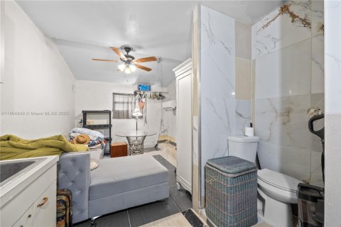 Casa en venta en North Miami, Florida, 2 dormitorios, 137.22 m2 № 1700988 - foto 15