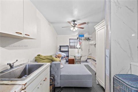 Casa en venta en North Miami, Florida, 2 dormitorios, 137.22 m2 № 1700988 - foto 24