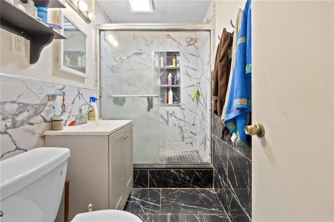 Casa en venta en North Miami, Florida, 2 dormitorios, 137.22 m2 № 1700988 - foto 21