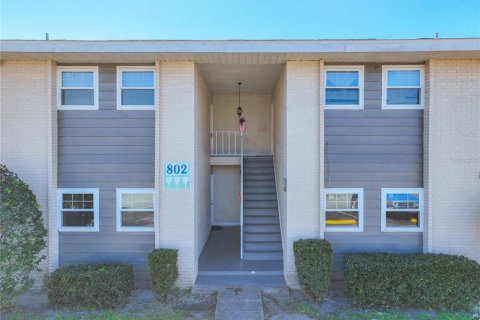 Copropriété à vendre à Orlando, Floride: 4 chambres, 109.44 m2 № 2141782 - photo 2