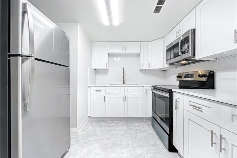 Copropriété à vendre à Orlando, Floride: 4 chambres, 109.44 m2 № 2141782 - photo 10
