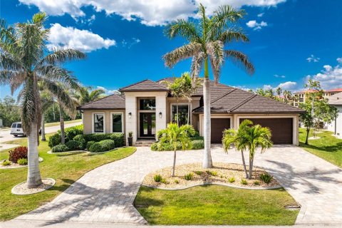 Casa en venta en Punta Gorda, Florida, 3 dormitorios, 248.98 m2 № 1557166 - foto 2