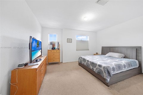 Casa en venta en Miramar, Florida, 3 dormitorios, 157.93 m2 № 1999735 - foto 18