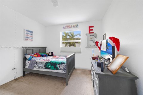 Casa en venta en Miramar, Florida, 3 dormitorios, 157.93 m2 № 1999735 - foto 25