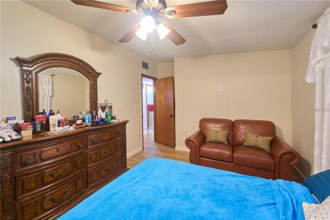 Commercial property in Lutz, Florida 3 bedrooms, 267.65 sq.m. № 1769746 - photo 25