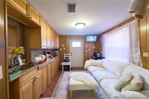 Commercial property in Lutz, Florida 3 bedrooms, 267.65 sq.m. № 1769746 - photo 18