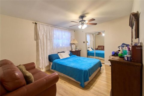 Commercial property in Lutz, Florida 3 bedrooms, 267.65 sq.m. № 1769746 - photo 24