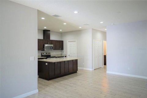 Appartement à louer à Tampa, Floride: 3 chambres, 120.12 m2 № 2404649 - photo 3