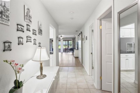 Casa en venta en Port Richey, Florida, 2 dormitorios, 115.94 m2 № 1803917 - foto 5