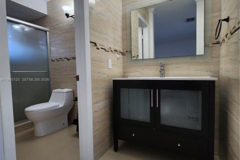 Adosado en venta en Miami, Florida, 3 dormitorios, 133.04 m2 № 2029624 - foto 28