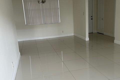 Condo in Pompano Beach, Florida, 1 bedroom № 2082012 - photo 19