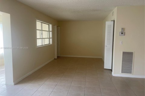Copropriété à louer à Lake Worth, Floride: 2 chambres, 100.33 m2 № 2033135 - photo 19
